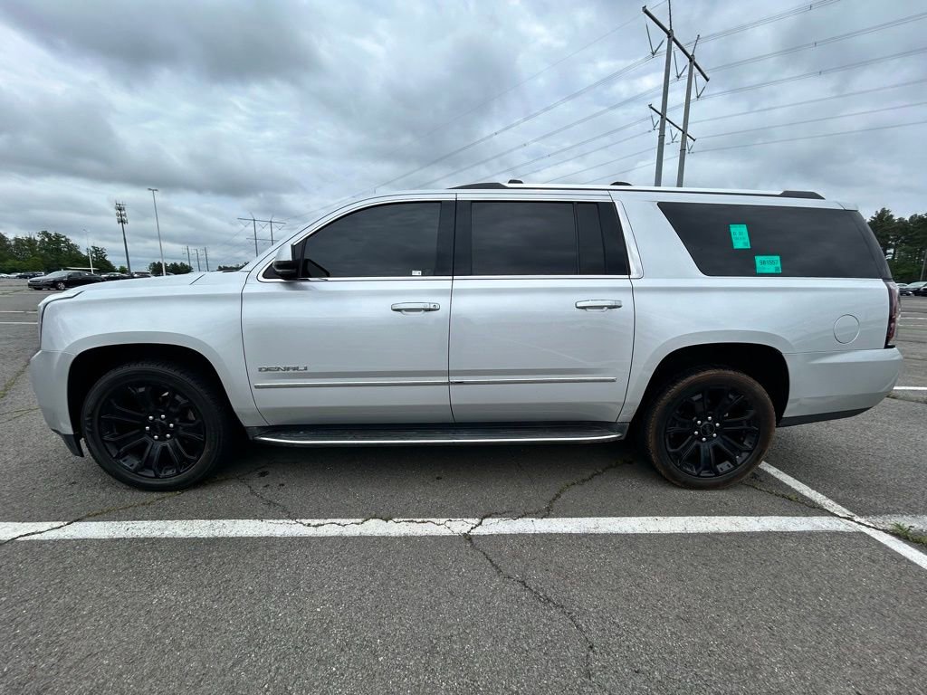 Used 2016 GMC Yukon XL Denali w/ Open Road Package AWD/4WD image 5