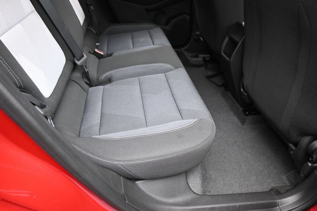 Used 2026 Chevrolet Trax RS FWD image 35