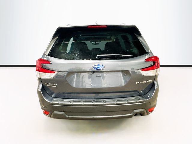 Used 2021 Subaru Forester Premium image 6