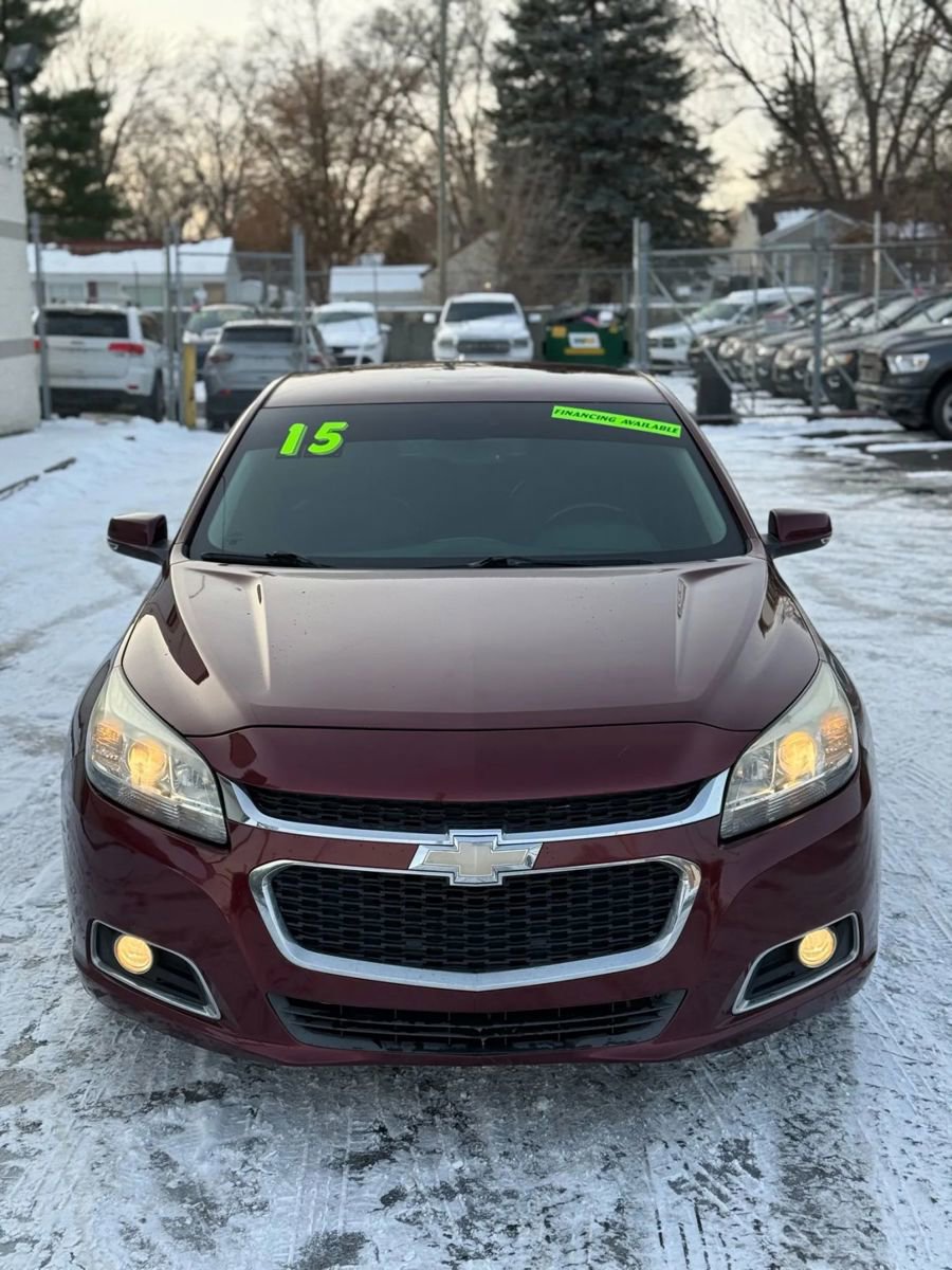 Used 2015 Chevrolet Malibu LT image 1