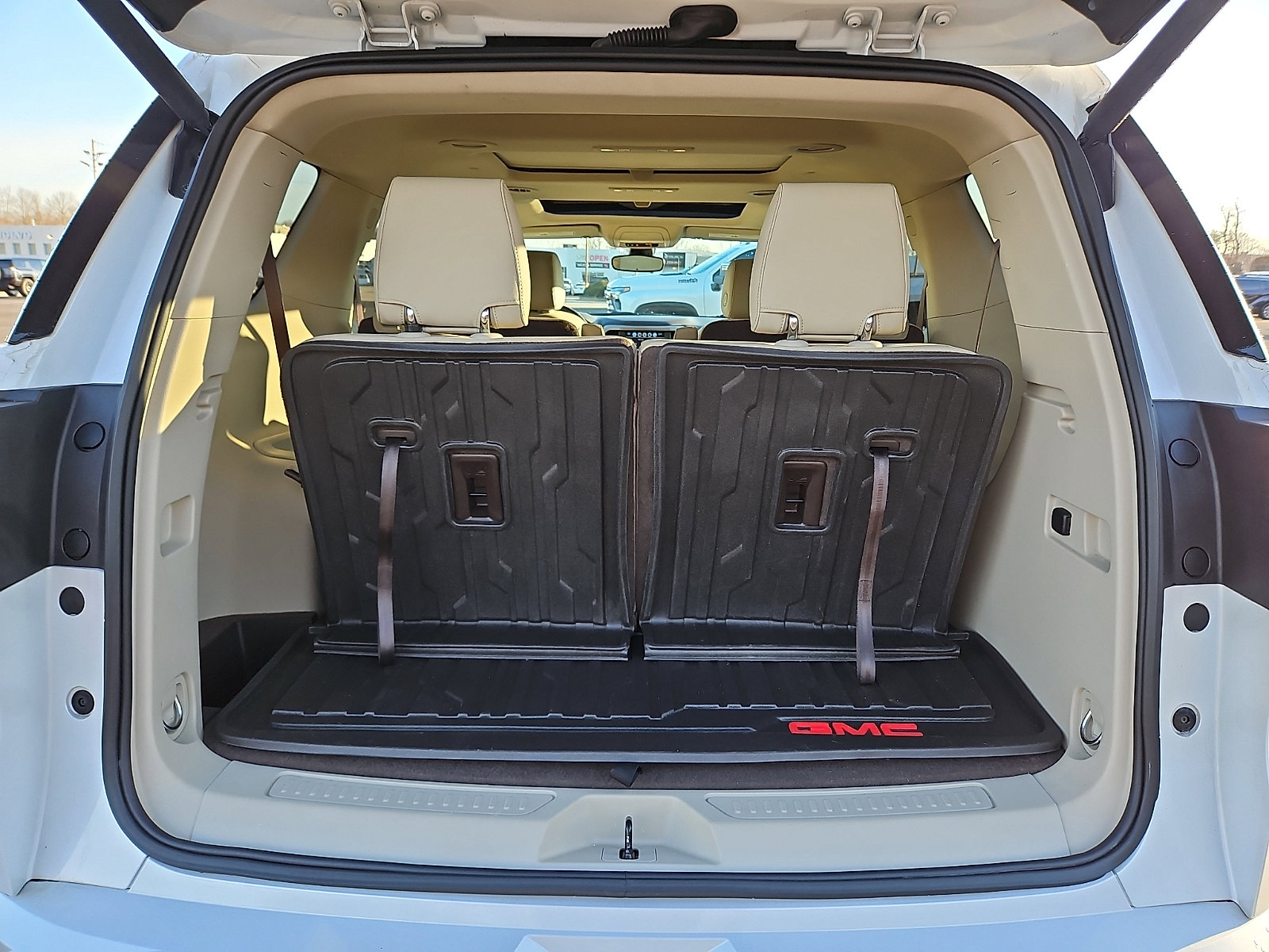 Used 2017 GMC Acadia Denali w/ Technology Package image 30