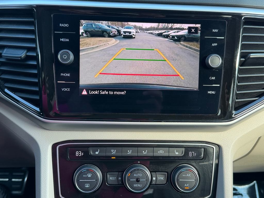 Used 2022 Volkswagen Atlas SEL R-Line image 20