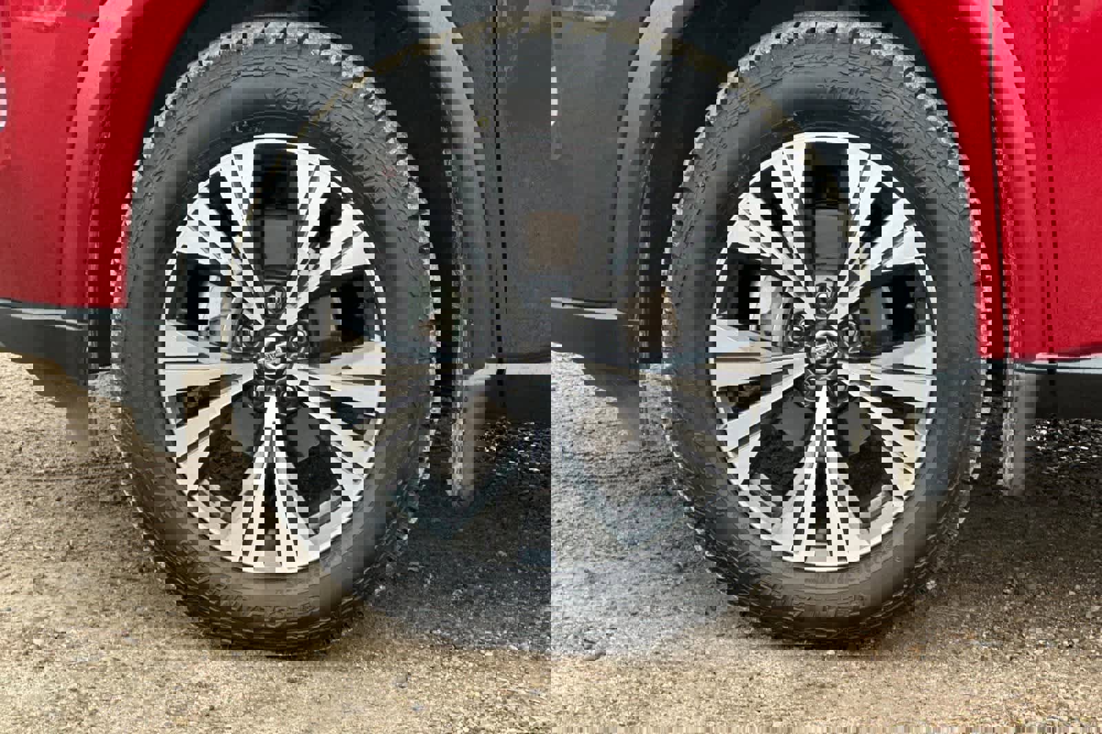 Used 2021 Nissan Rogue SV image 26