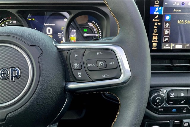 Used 2024 Jeep Wrangler High Altitude image 21