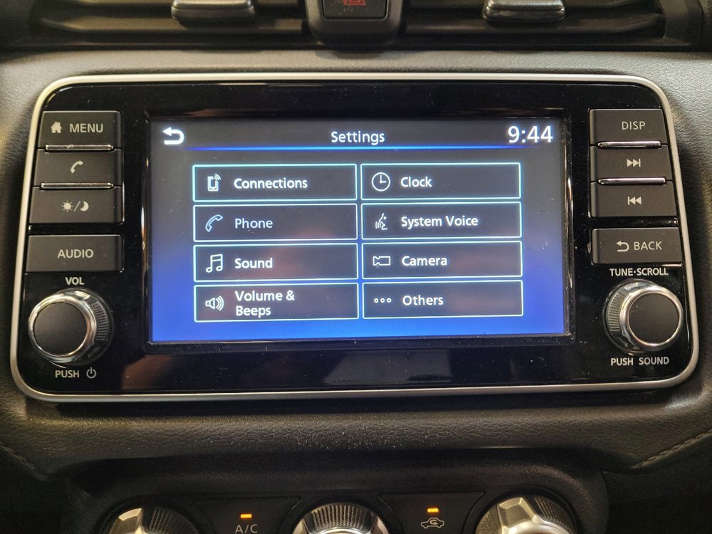 Used 2021 Nissan Versa S FWD image 25