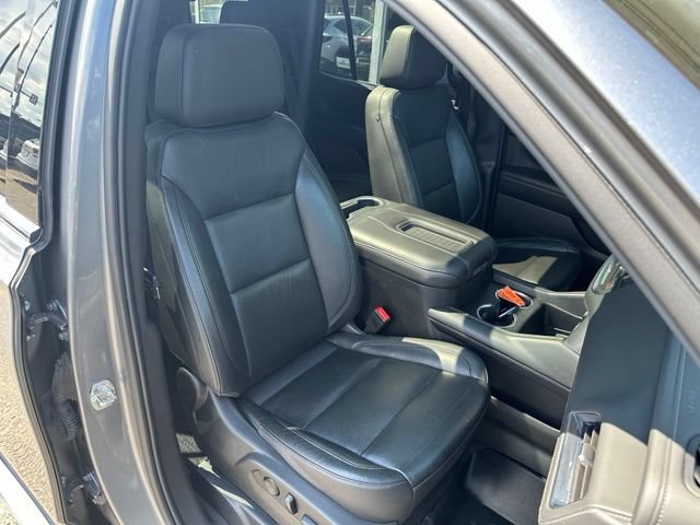 Used 2021 Chevrolet Tahoe LT w/ LT Signature Package AWD/4WD image 11