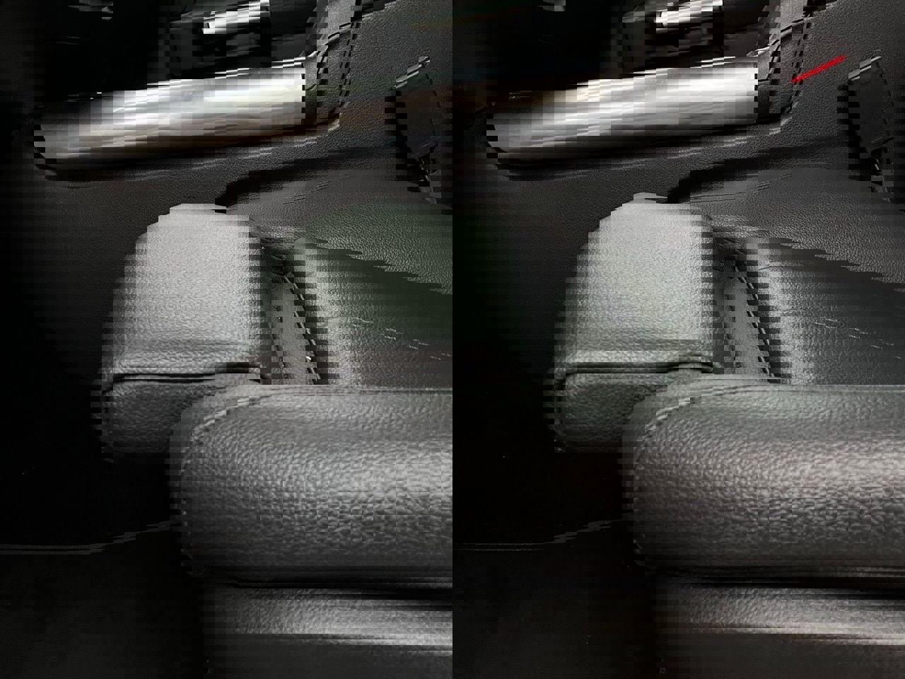 Used 2025 Mercedes-Benz GLA 250 image 11