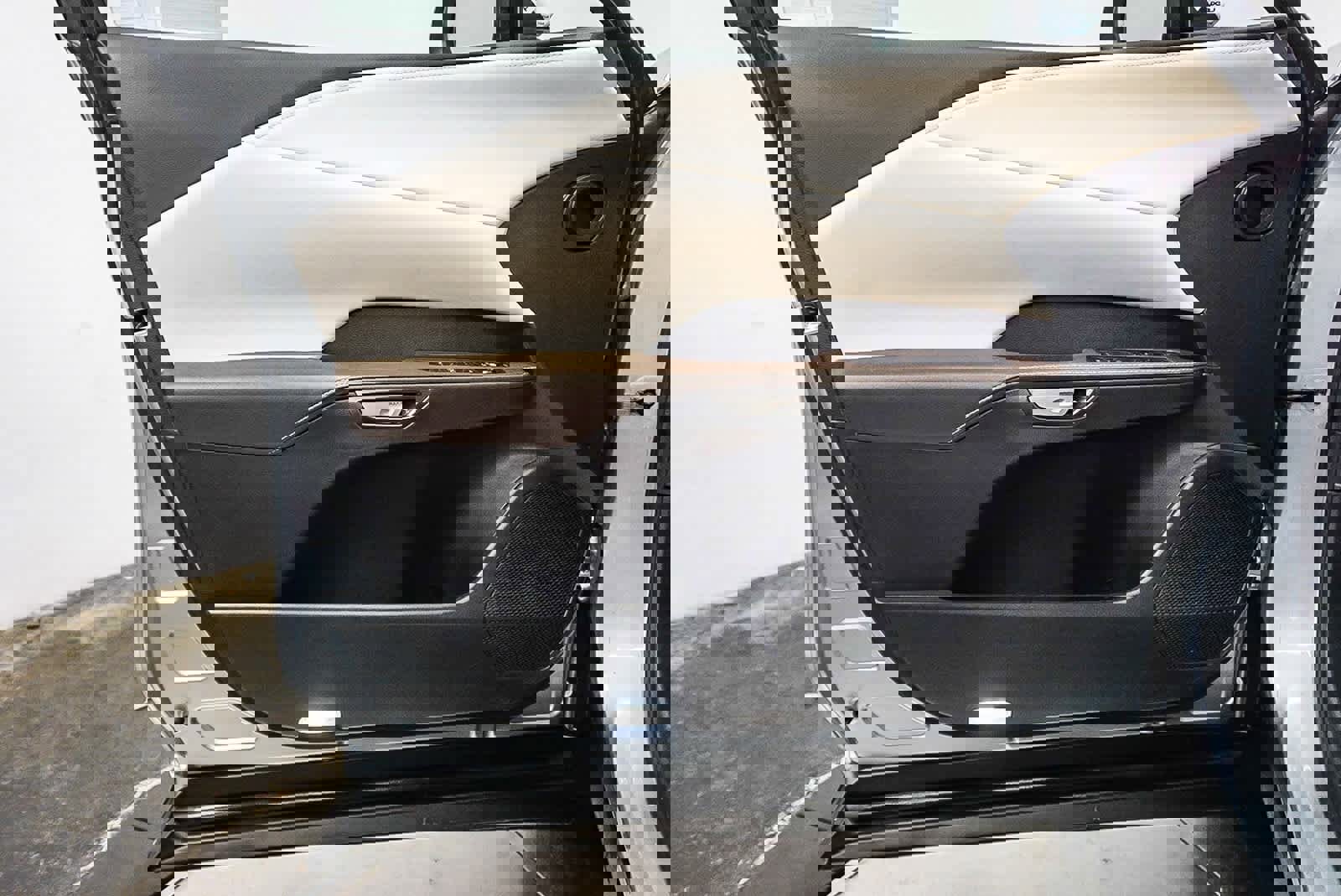 Used 2023 Lexus RX 350 FWD w/ Cold Area Package image 22