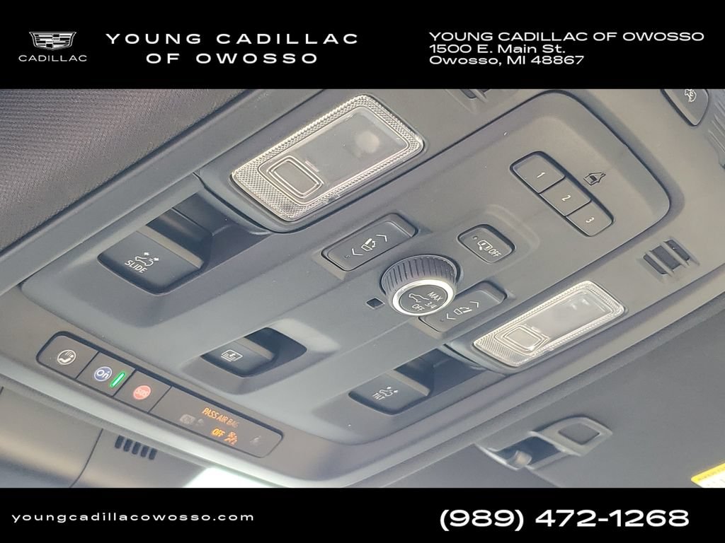 Used 2024 Cadillac Escalade Premium Luxury AWD/4WD image 22