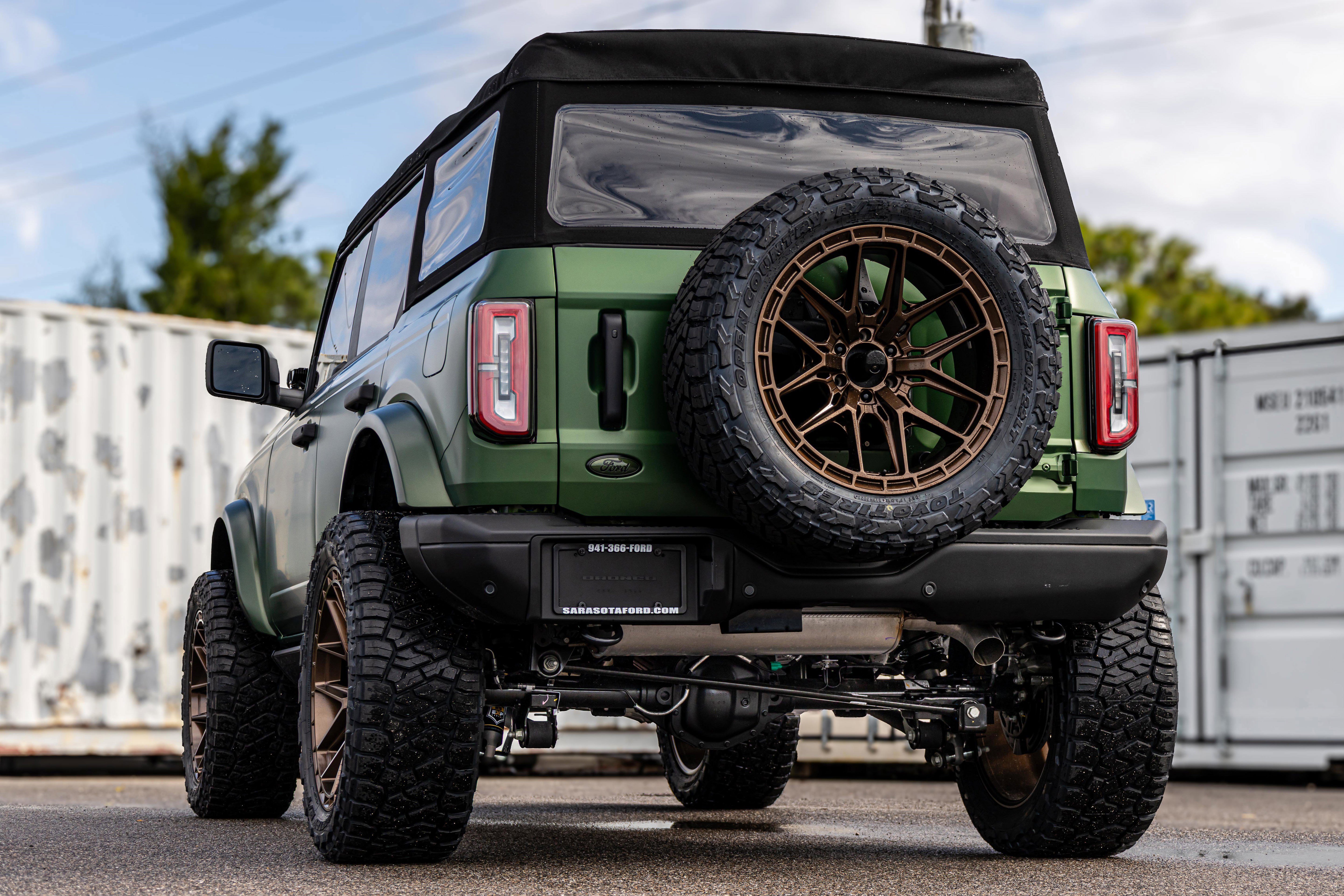 New 2025 Ford Bronco Badlands image 6