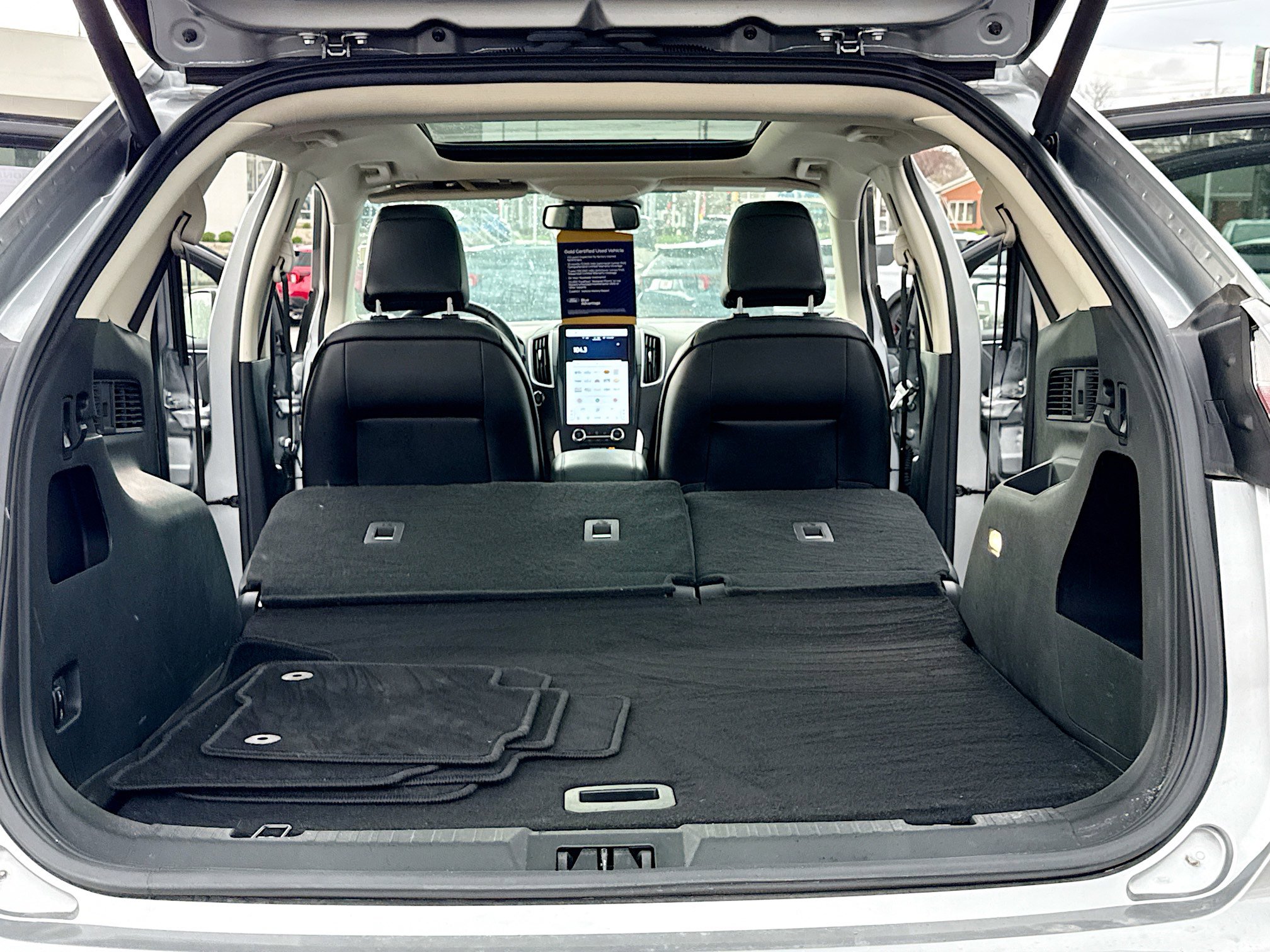 Certified 2024 Ford Edge SEL w/ Convenience Package image 7