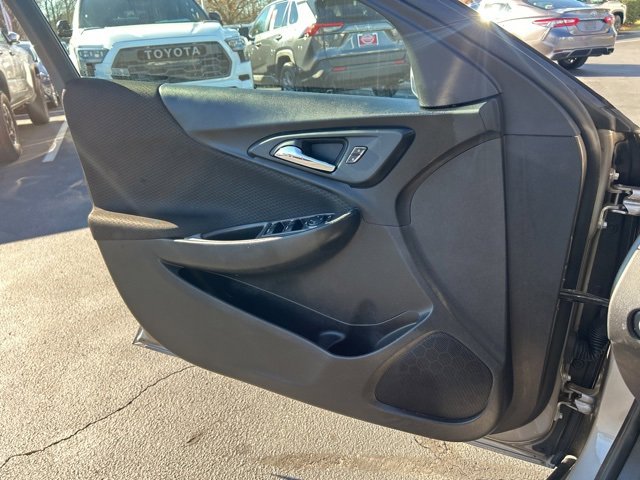 Used 2025 Chevrolet Malibu LT image 24