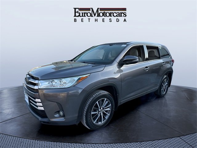 Used 2017 Toyota Highlander AWD V6