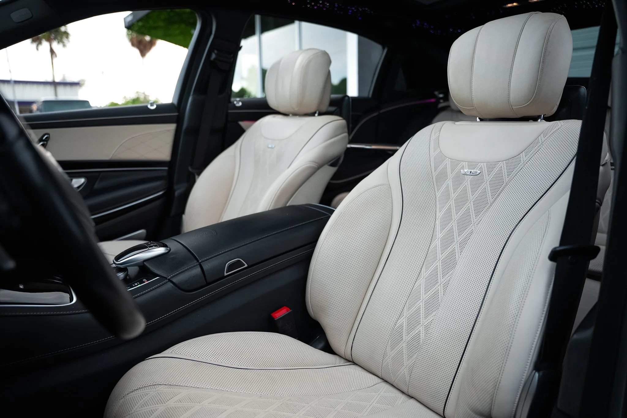Used 2016 Mercedes-Benz Maybach S 600 image 28