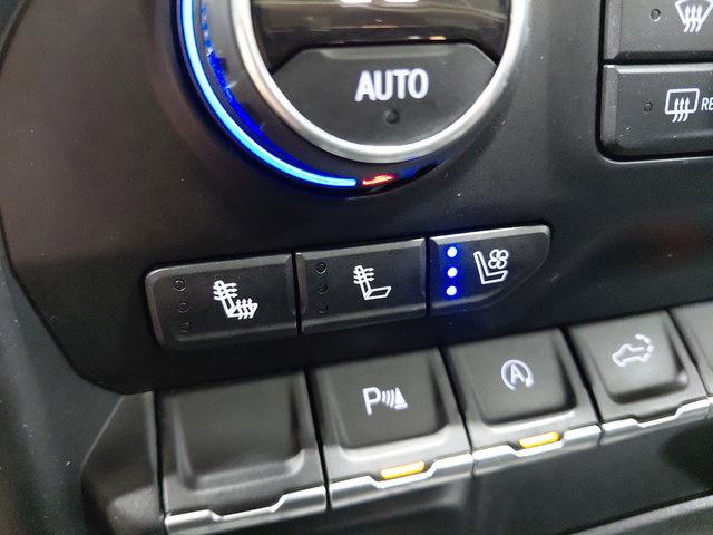 Certified 2019 Chevrolet Silverado 1500 High Country w/ Max Trailering Package AWD/4WD image 43