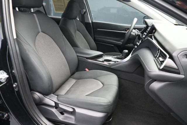 Used 2023 Toyota Camry LE w/ Convenience Package FWD image 32