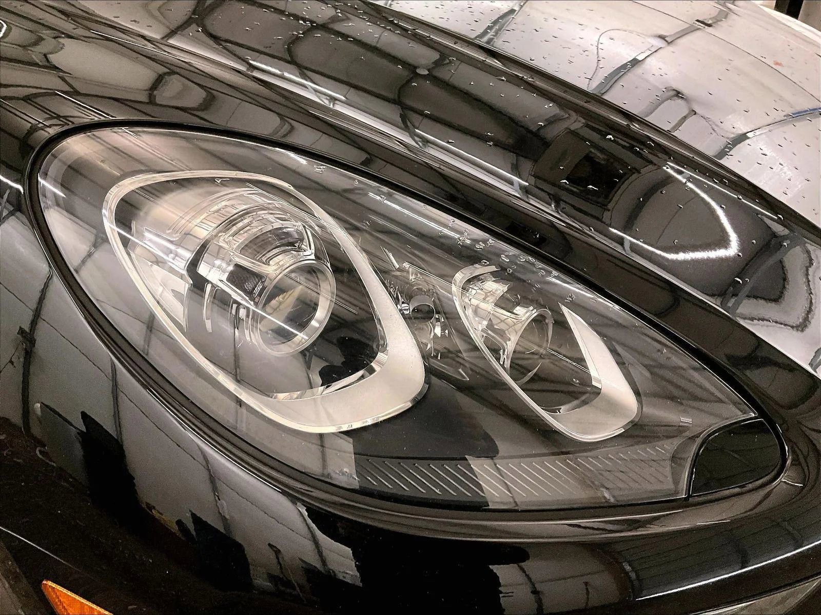 Used 2017 Porsche Macan S image 28