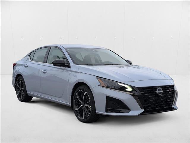 New 2025 Nissan Altima 2.5 SR image 3