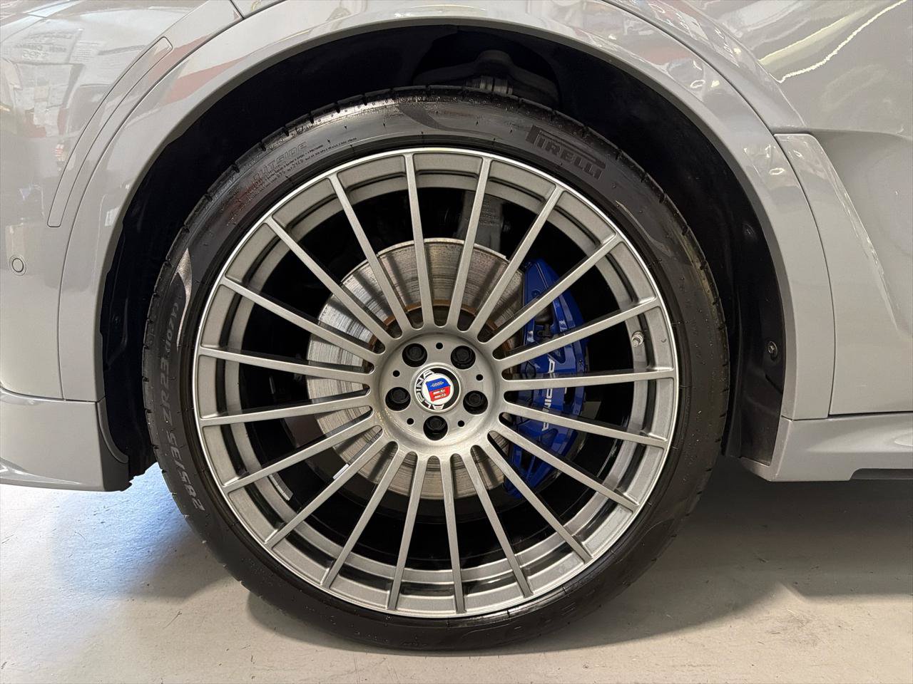 Used 2023 BMW ALPINA XB7 AWD/4WD image 12