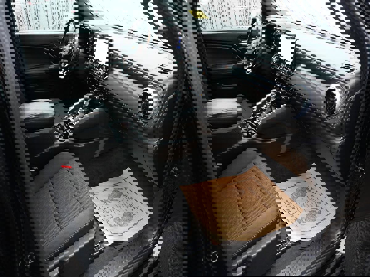 Used 2023 Chevrolet Colorado LT w/ LT Convenience Package image 15