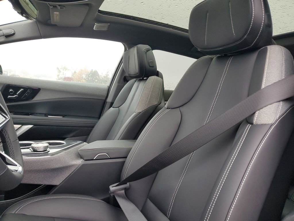 New 2026 Cadillac Optiq Sport 1 image 19