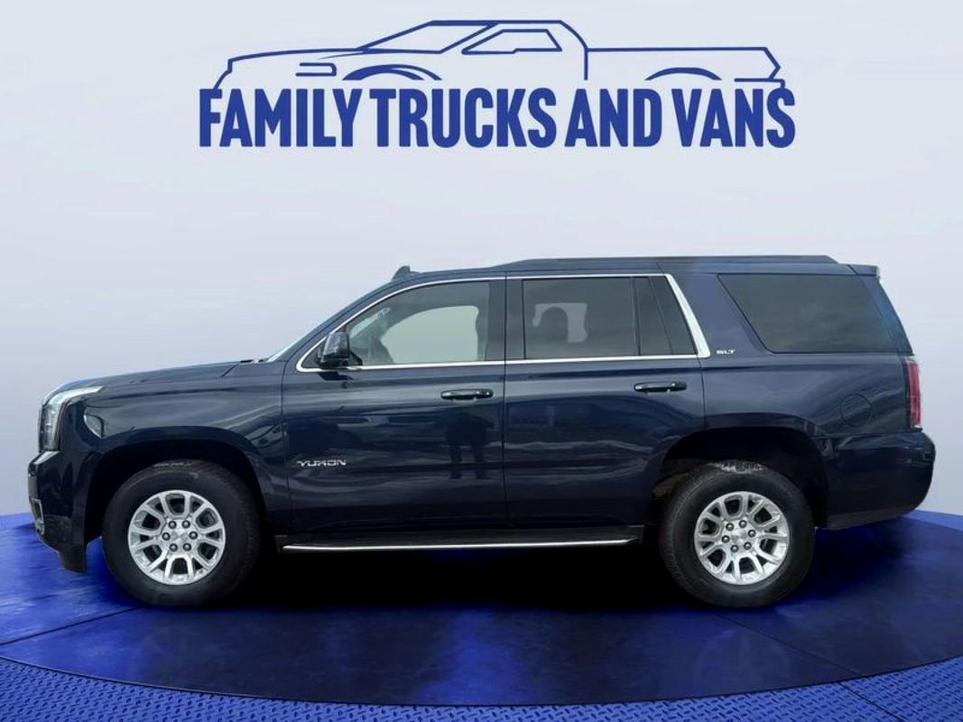 Used 2017 GMC Yukon SLT image 2