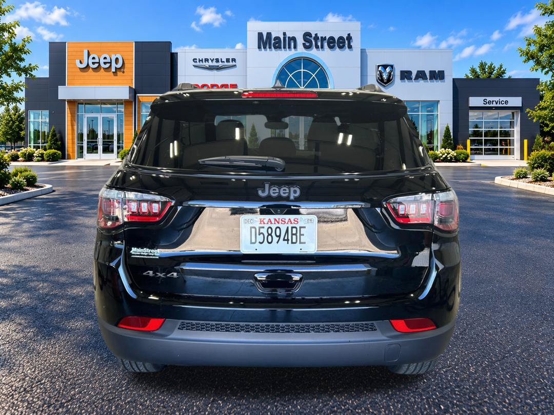 New 2026 Jeep Compass Latitude AWD/4WD image 4