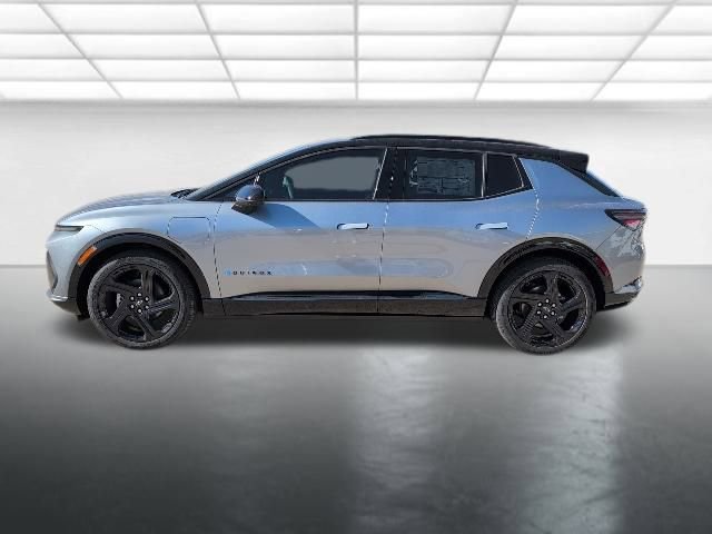New 2026 Chevrolet Equinox EV RS FWD image 31