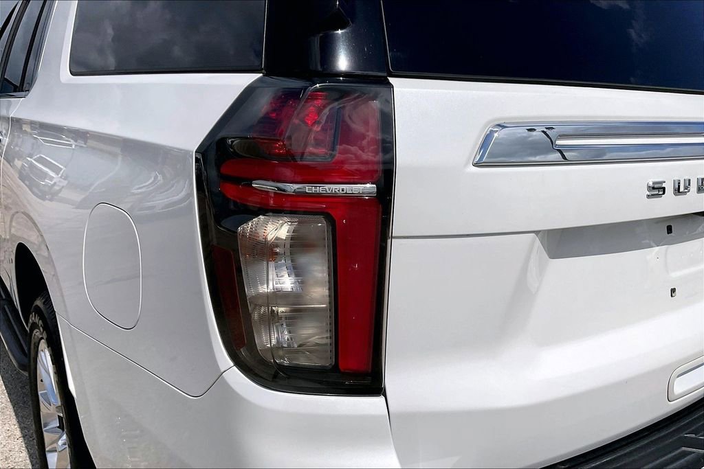 Used 2021 Chevrolet Suburban Premier w/ Premium Package AWD/4WD image 20