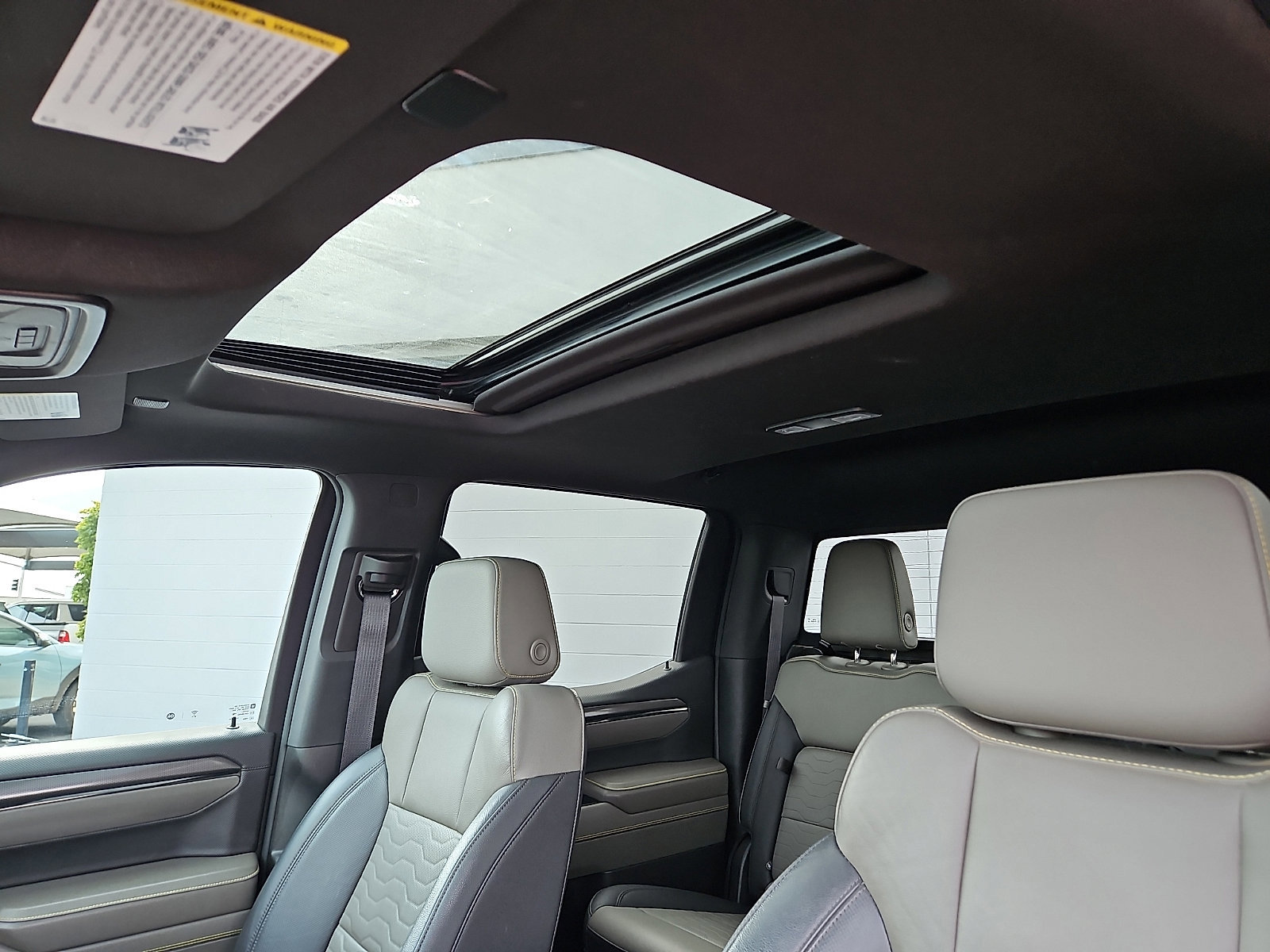 Used 2023 Chevrolet Silverado 1500 ZR2 w/ Technology Package image 11