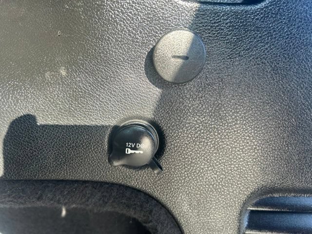 Used 2020 Jeep Grand Cherokee Altitude AWD/4WD image 13