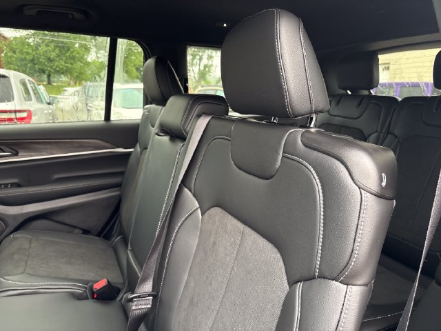 New 2026 Jeep Grand Cherokee L 4WD image 24