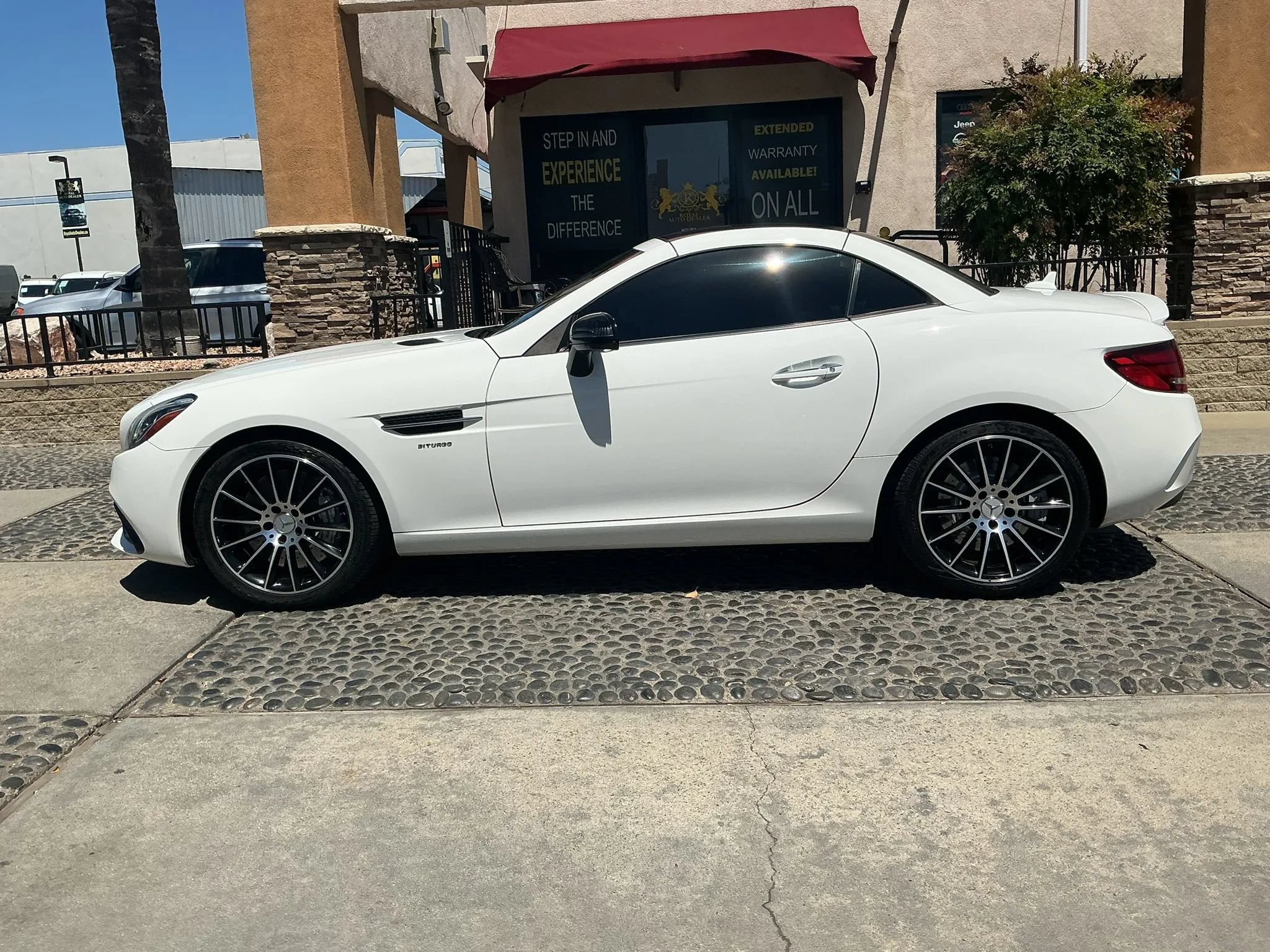 Used 2017 Mercedes-Benz SLC 43 AMG image 13