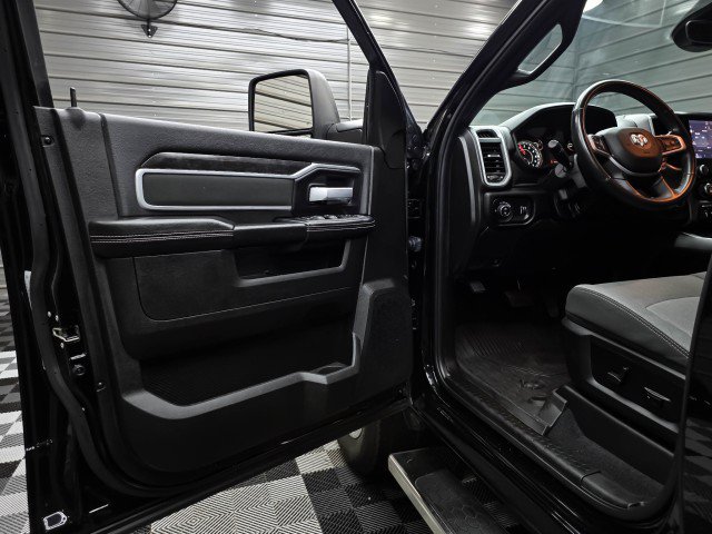 Used 2024 RAM 2500 Big Horn w/ Protection Group AWD/4WD image 33