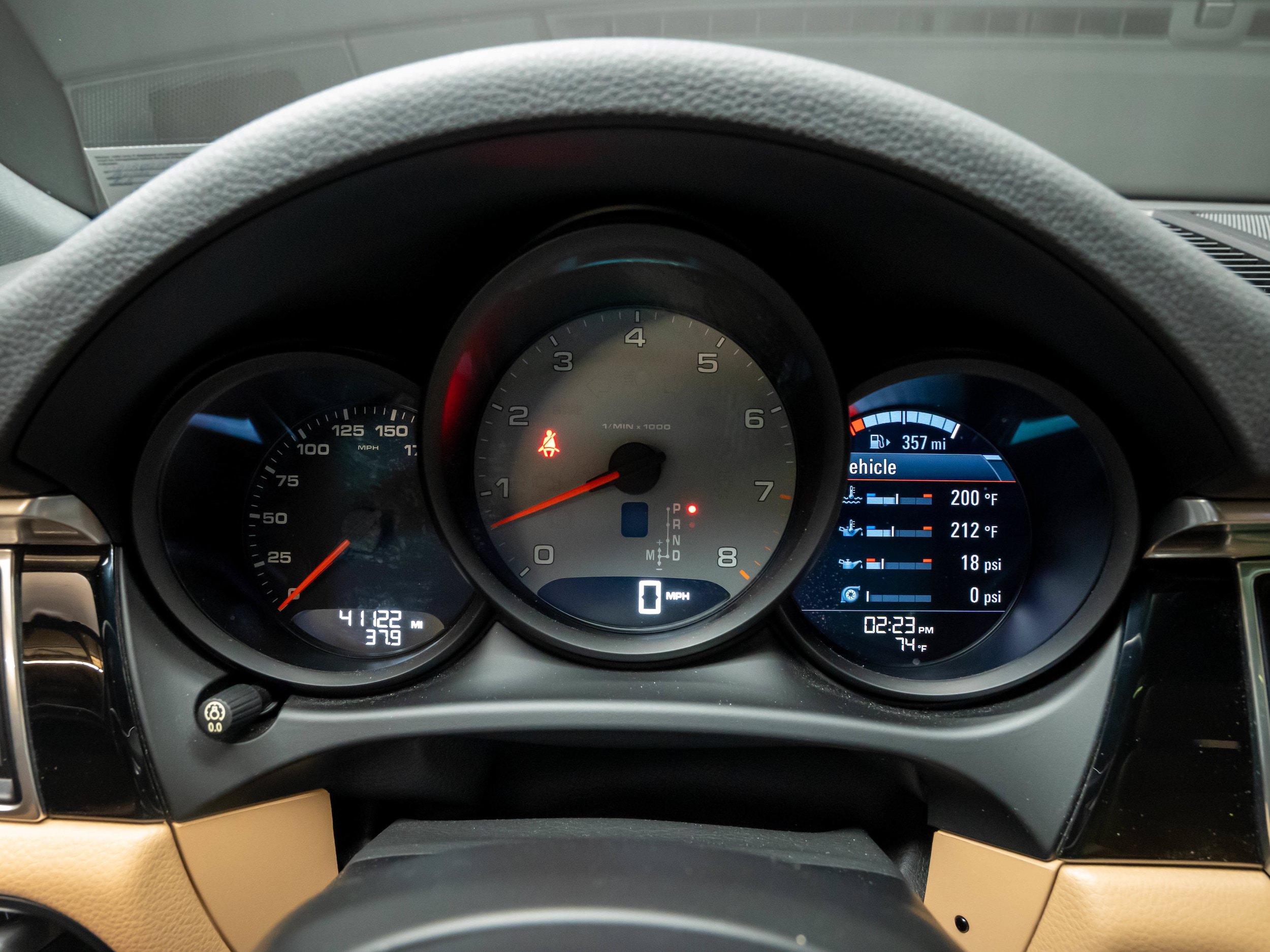 Certified 2017 Porsche Macan S AWD/4WD image 18
