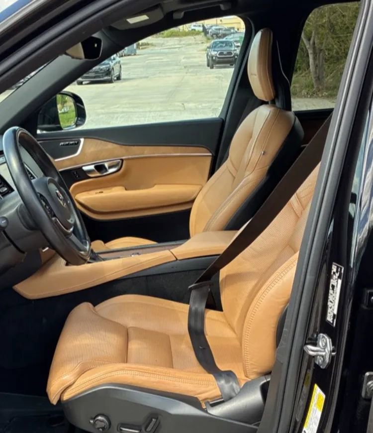 Used 2018 Volvo XC90 T6 Inscription w/ Convenience Package AWD/4WD image 9