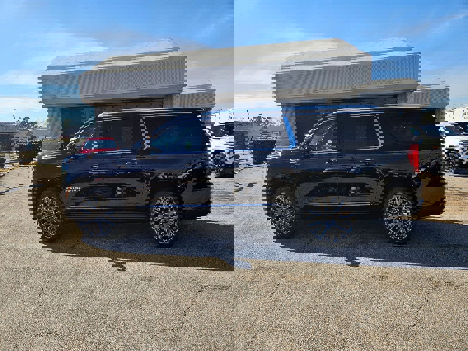 New 2026 GMC Yukon XL Denali Ultimate image 2