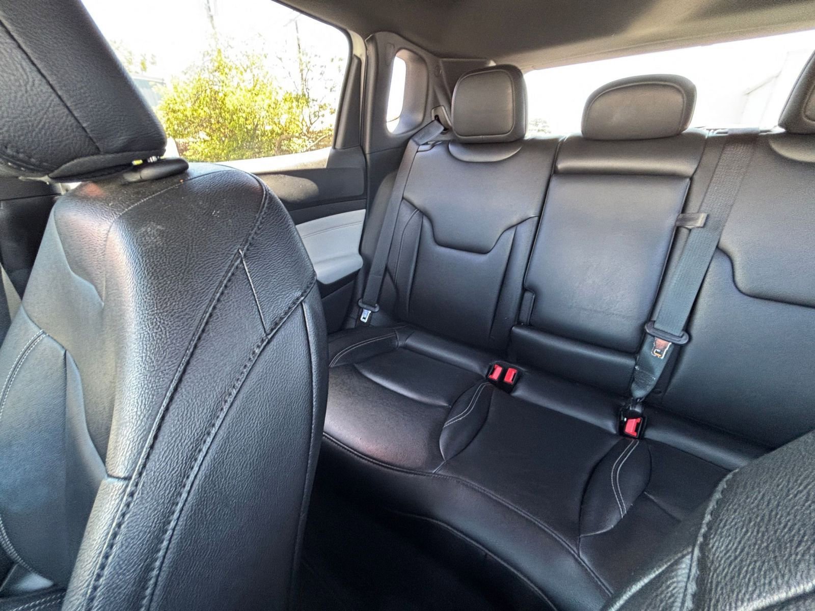 Used 2025 Jeep Compass Limited AWD/4WD image 41