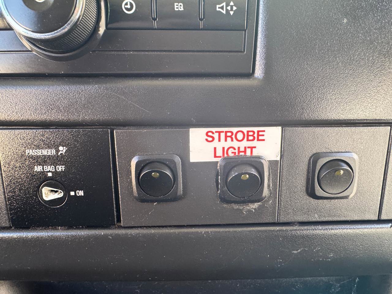 Used 2013 Chevrolet Express 2500 RWD image 33