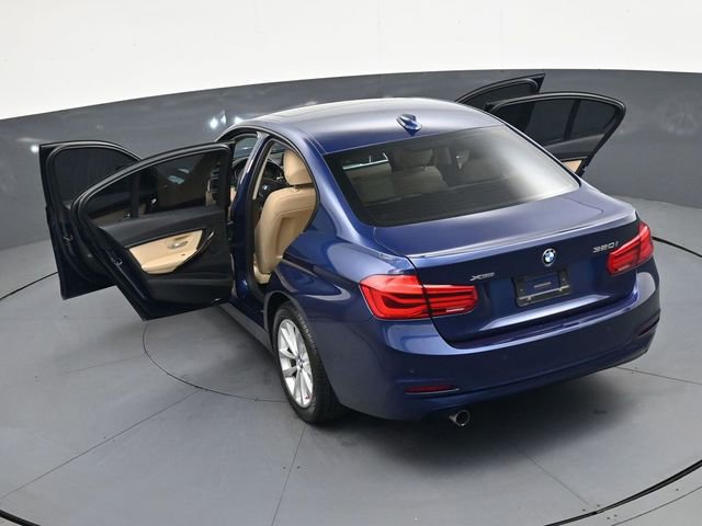Used 2017 BMW 320i xDrive Sedan image 42