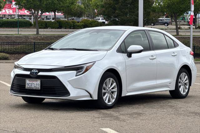 Certified 2023 Toyota Corolla LE w/ LE Convenience Package AWD/4WD image 9