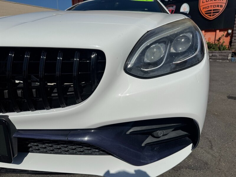 Used 2017 Mercedes-Benz SLC 43 AMG image 5
