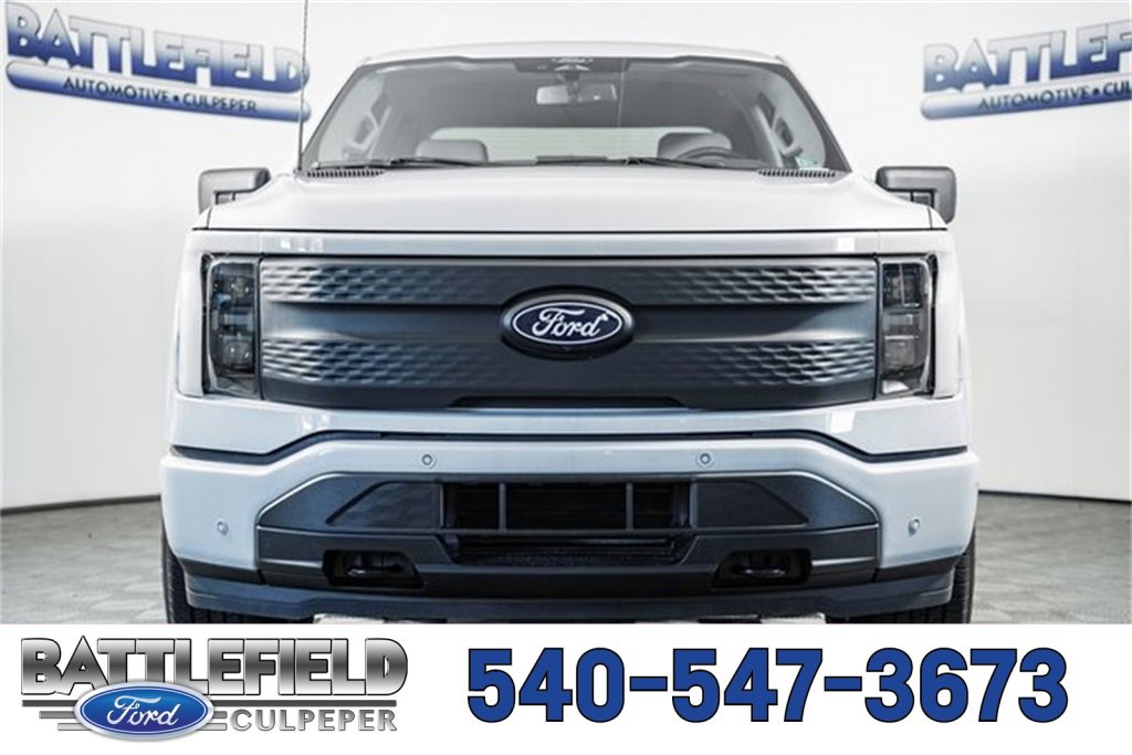 New 2025 Ford F150 Lightning Flash image 2
