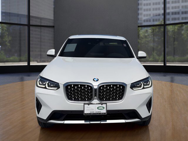 Used 2025 BMW X4 xDrive30i w/ Convenience Package AWD/4WD image 2