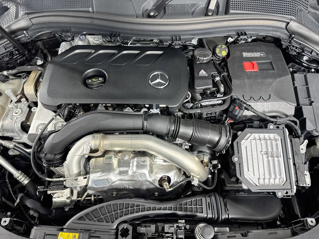 Used 2024 Mercedes-Benz GLA 250 image 37