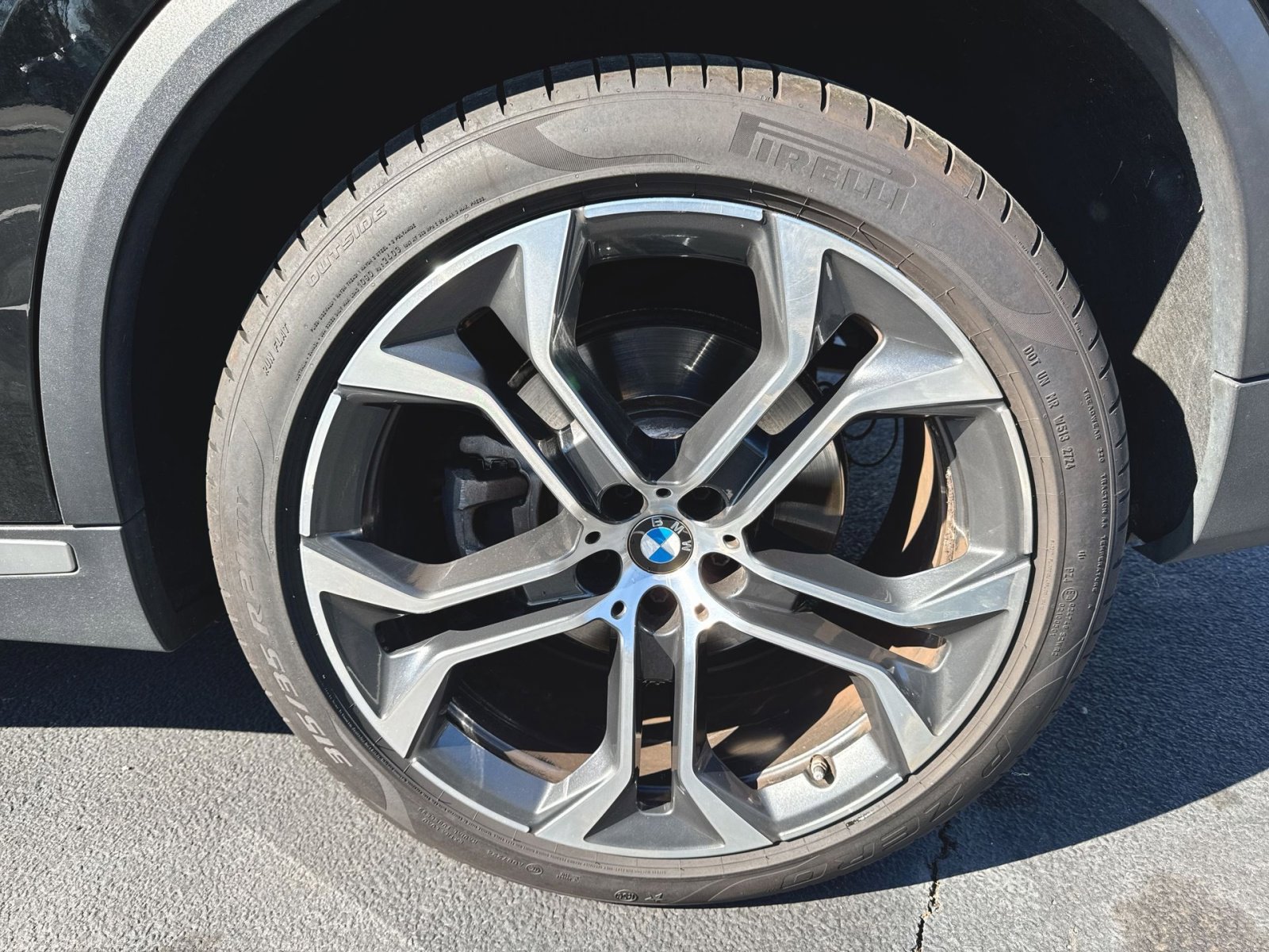 Used 2023 BMW X5 xDrive40i w/ Premium Package image 26