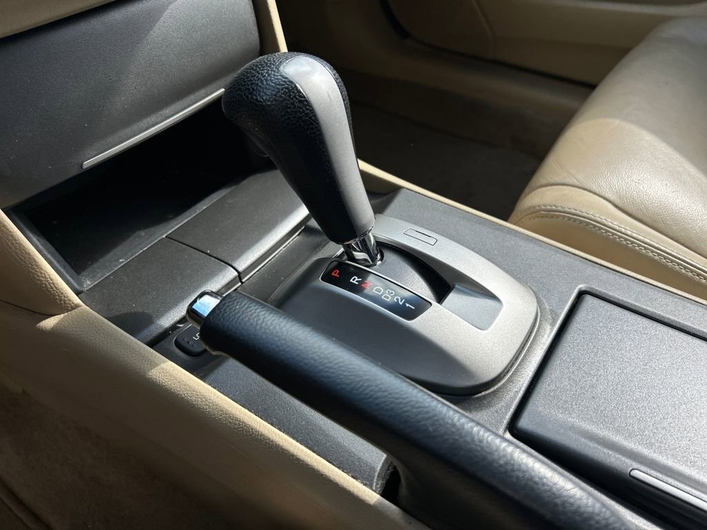 Used 2012 Honda Accord EX-L image 19