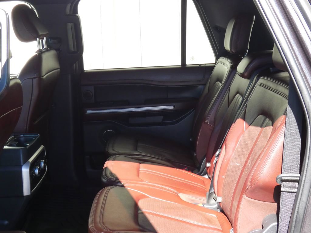 Used 2022 Ford Expedition Max Limited image 33