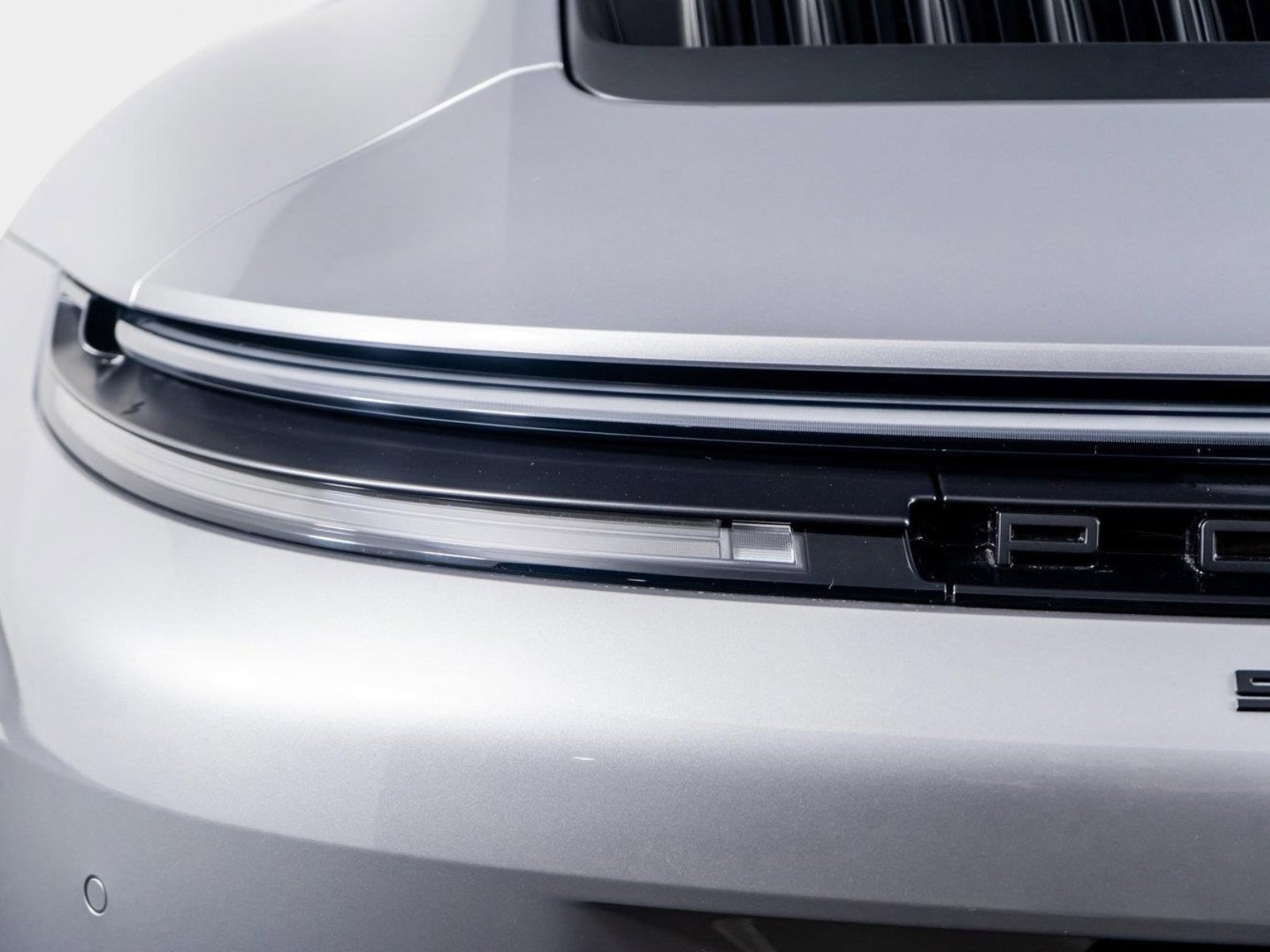 Used 2025 Porsche 911 Carrera GTS RWD image 12