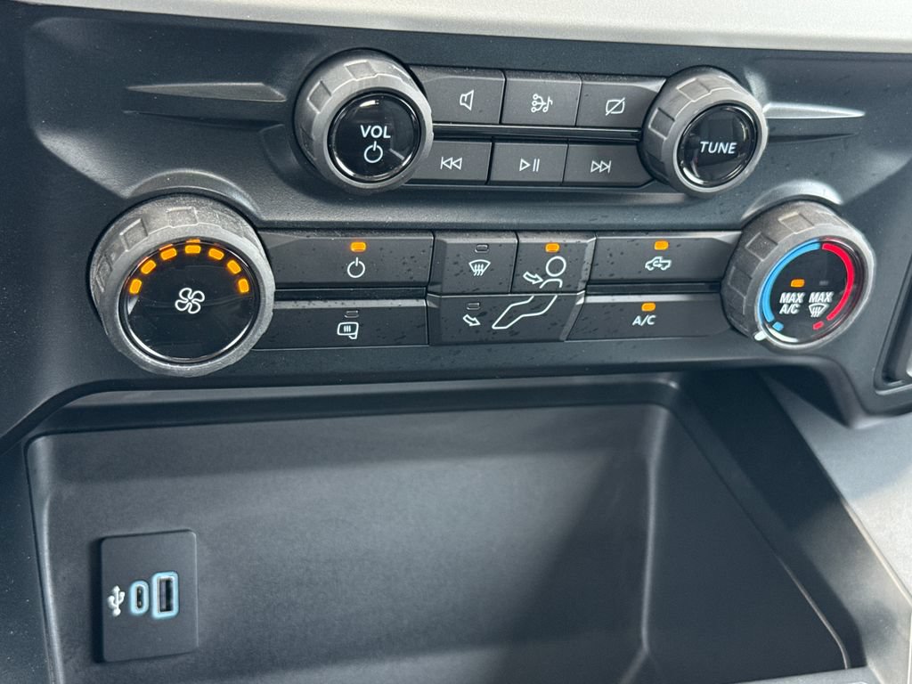 Certified 2023 Ford F250 XLT w/ 360-Degree Camera Package AWD/4WD image 21
